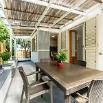 Lemon Tree House Tatil Evi Redang Island
