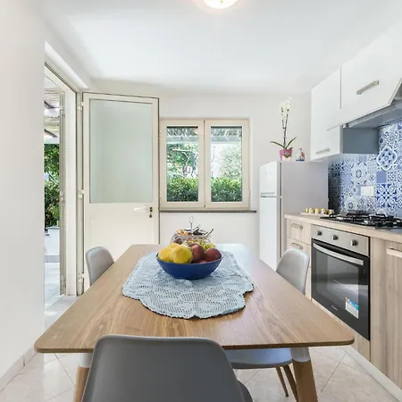 Lemon Tree House Tatil Evi *