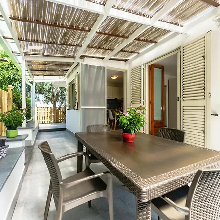 Lemon Tree House בית נופש פרוסידה